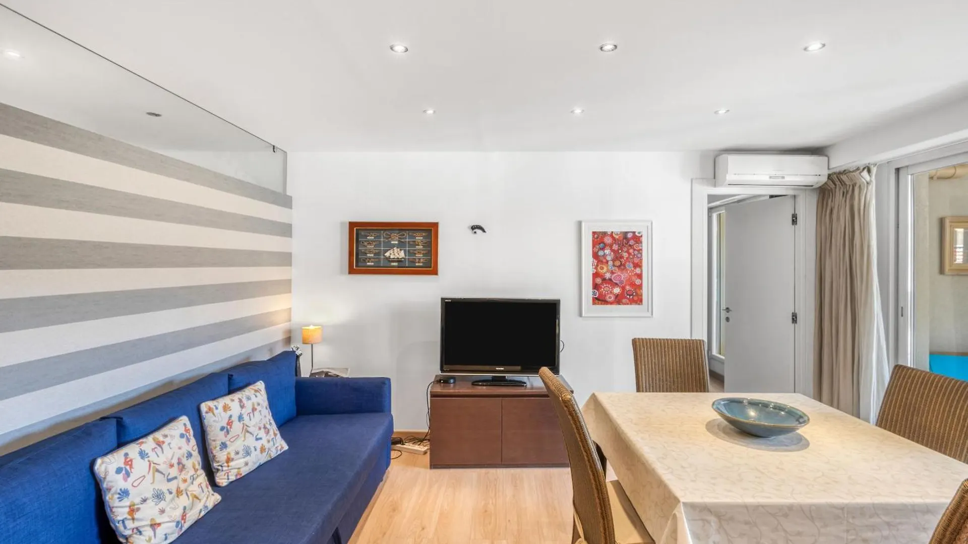 Mc Apartment With Parking Beausoleil Francja